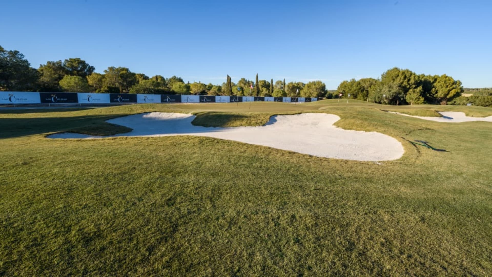 Golf court with sand and grass